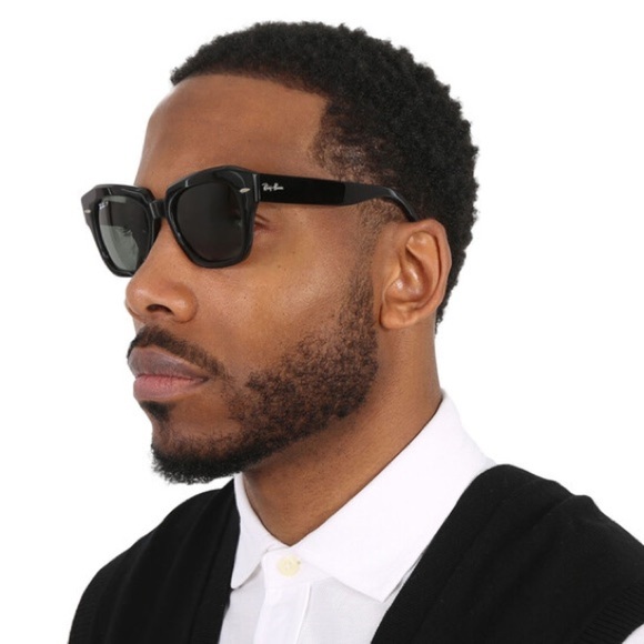 Ray-Ban State Street Sunglasses Black RB2186 Green Lens 49mm 901/31 - Picture 6 of 13